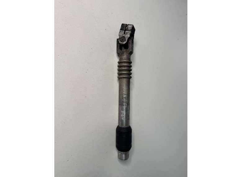 Рулевой карданчик к BMW 5 E60/E61, 2005г.