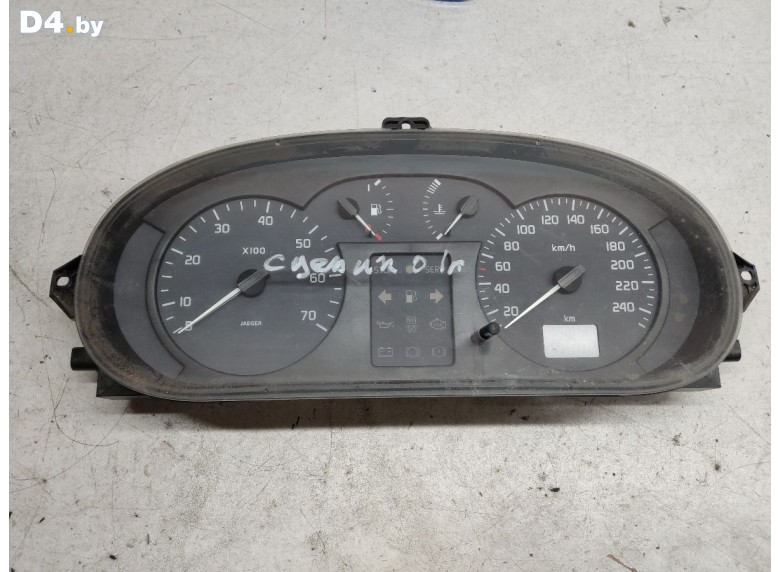 Щиток приборов (приборная панель) к Renault Scenic undefined г.