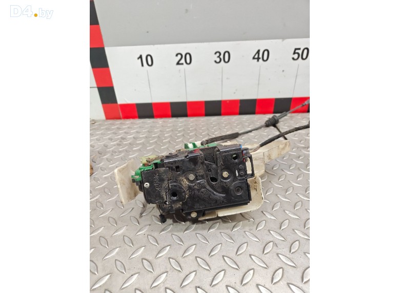 Замок двери задней левой к Volkswagen Golf undefined г.