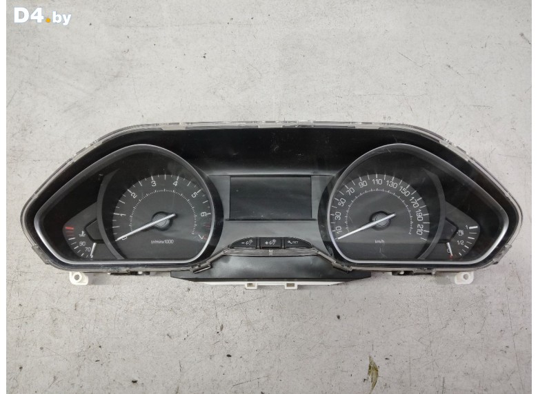 Щиток приборов (приборная панель) к Peugeot 208 undefined г.
