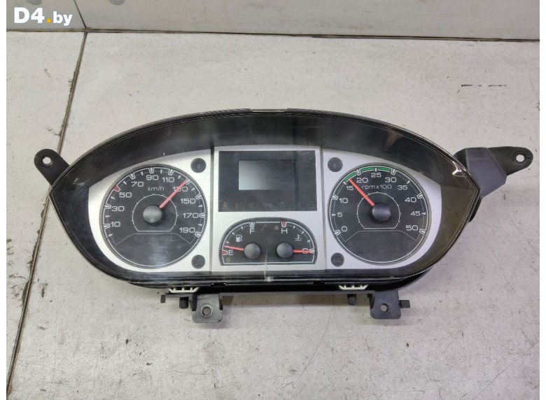 Щиток приборов (приборная панель) к Iveco Daily undefined г.