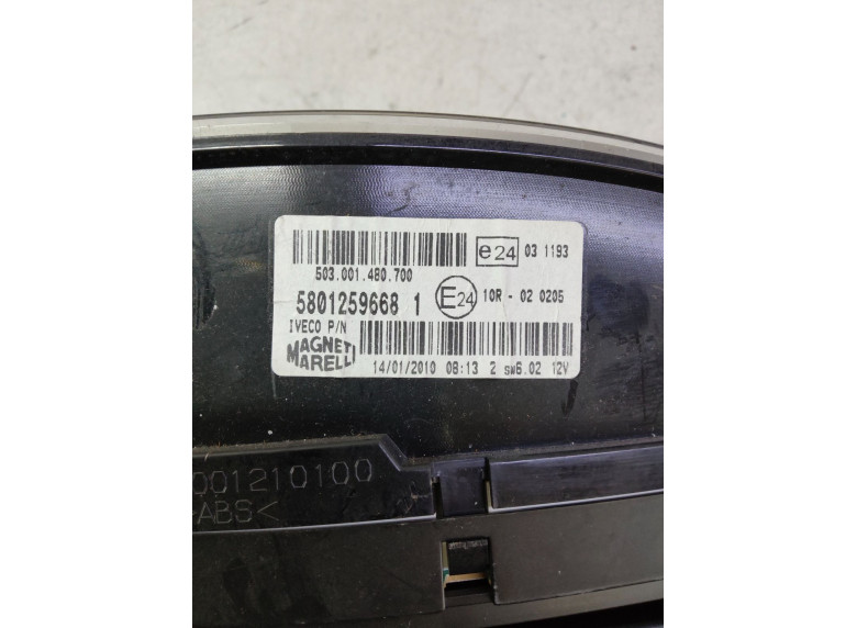 Щиток приборов (приборная панель) к Iveco Daily, 2010г.