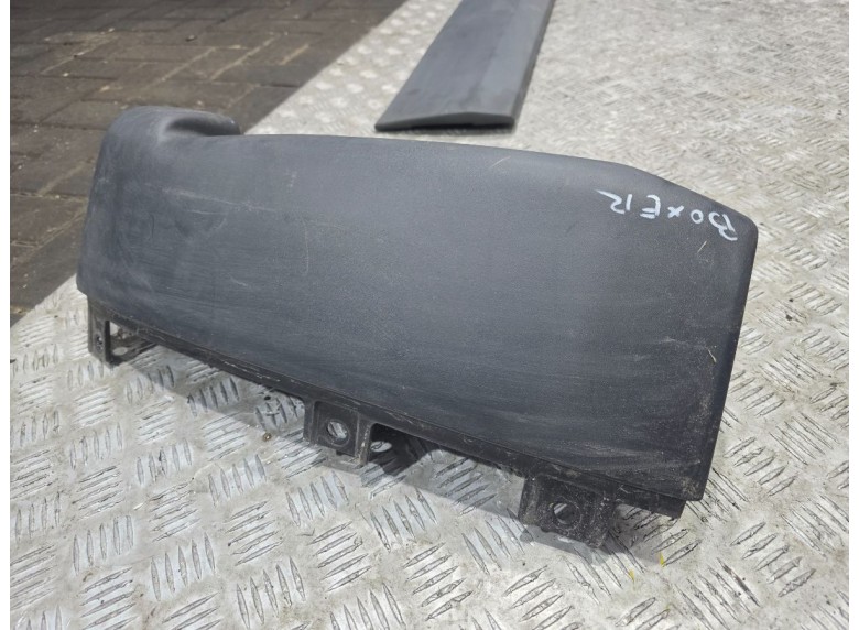 Клык бампера задний правый к Клык бампера задний правый к Peugeot Boxer undefined г. Boxer