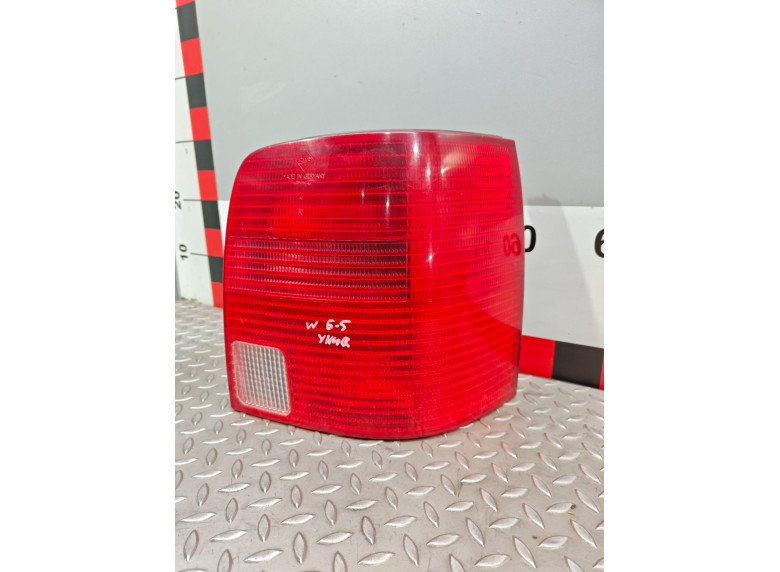 Фонарь задний правый к Volkswagen Passat, 1999г.