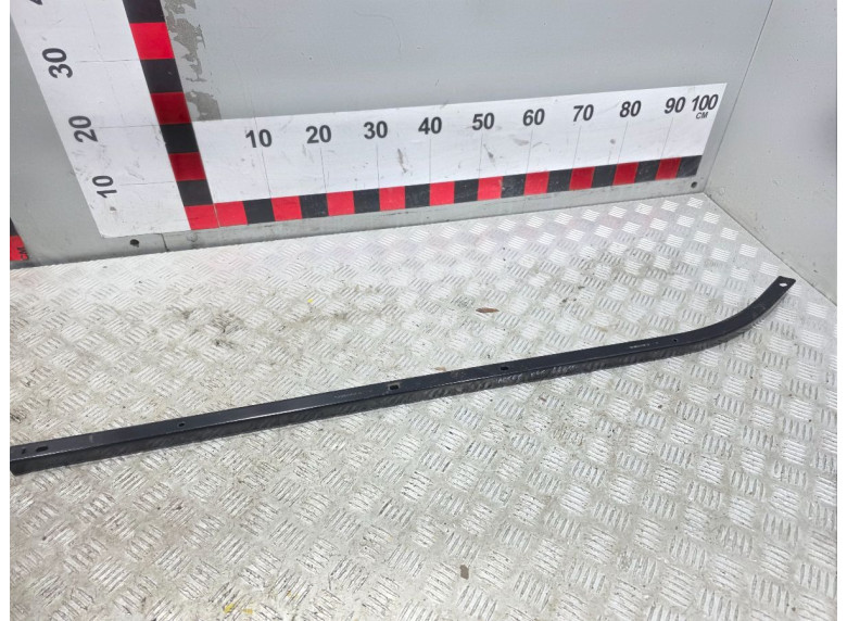 Направляющая сдвижной двери к Renault Master, 2008г.