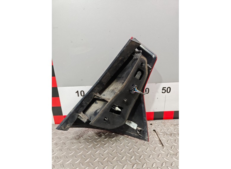 Фонарь задний левый к Фонарь задний левый к Renault Sandero undefined г. Sandero