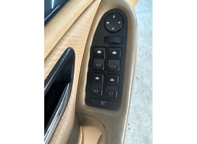 Блок управления стеклоподъемниками к BMW 5 E39, 2001г.