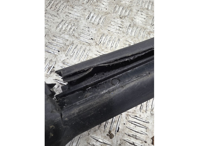 Направляющая сдвижной двери к Renault Master, 2006г.