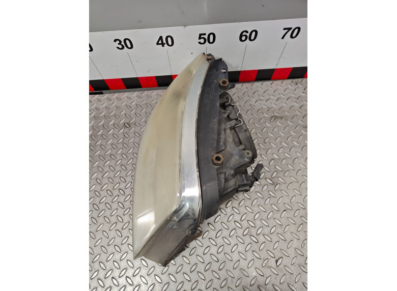 Фара правая к Volkswagen Sharan, 2003г.