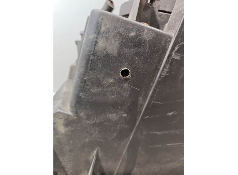 Фара правая к Volkswagen Sharan, 2003г.