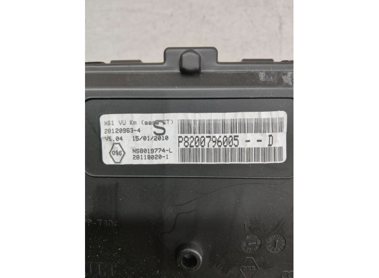 Щиток приборов (приборная панель) к Renault Kangoo, 2010г.