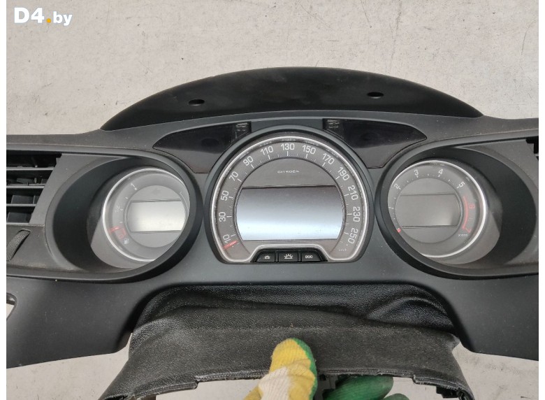 Щиток приборов (приборная панель) к Citroen C5 undefined г.