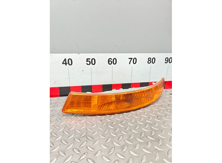 Поворотник левый к Renault Master