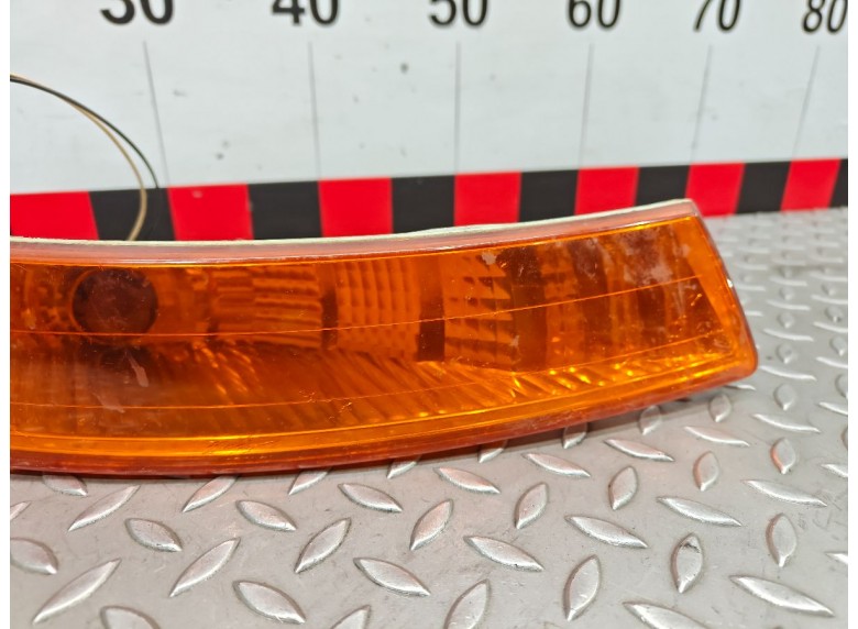 Поворотник правый к Поворотник правый к Renault Trafic 2005 г. Trafic