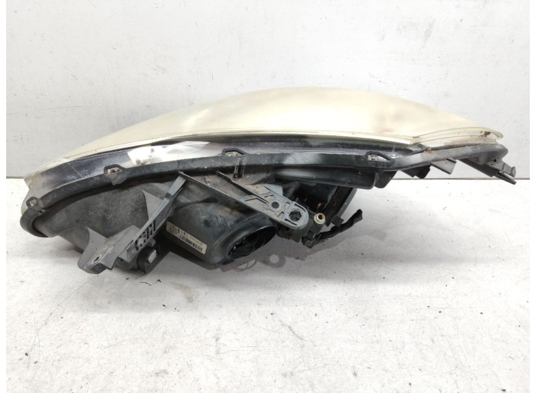 Фара правая к Renault Clio, 2010г.