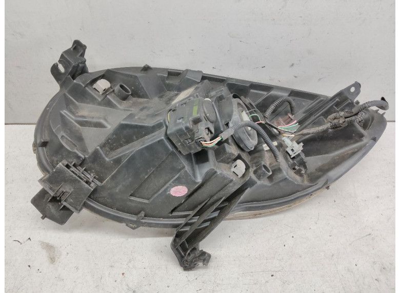 Фара правая к Citroen C1, 2005г.