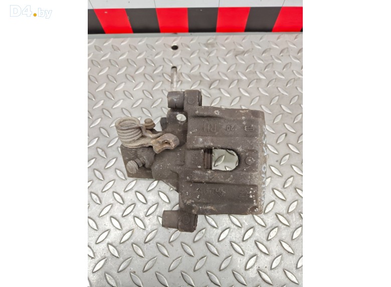 Суппорт задний правый к Volvo V50 undefined г.