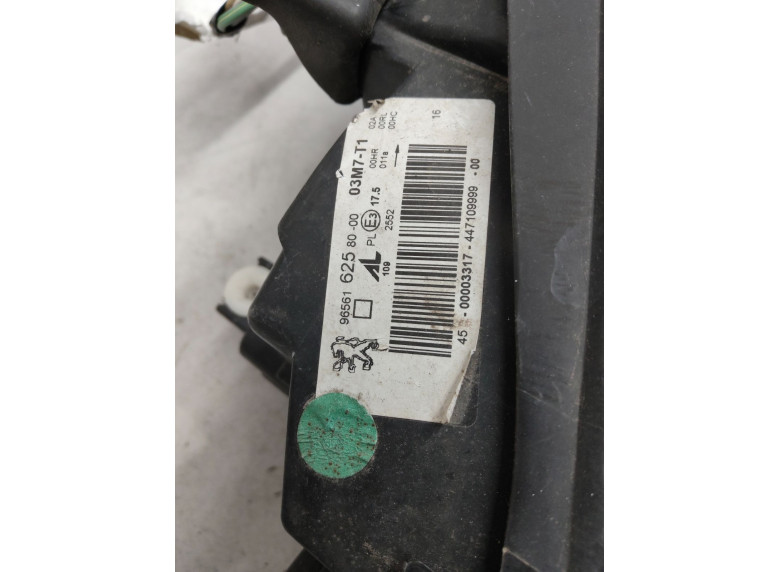 Фара левая к Peugeot 308, 2007г.