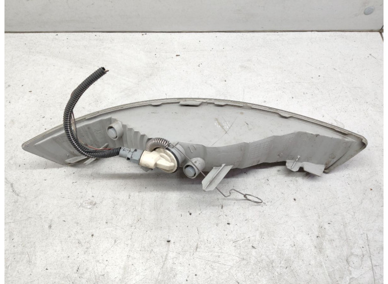 Поворотник правый к Renault Trafic, 2006г.