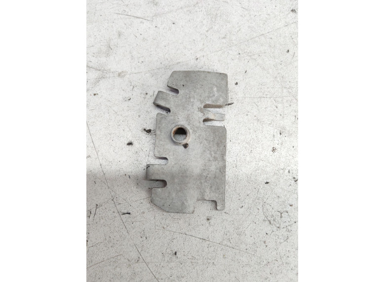 Кронштейн крепления бампера переднего к Audi A3, 2013г.