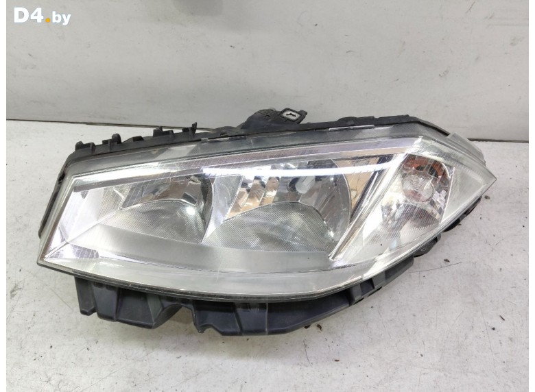 Фара левая к Renault Megane undefined г.