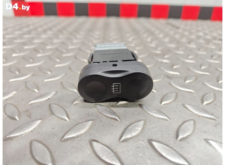 Кнопка обогрева заднего стекла к Dacia Duster undefined г.