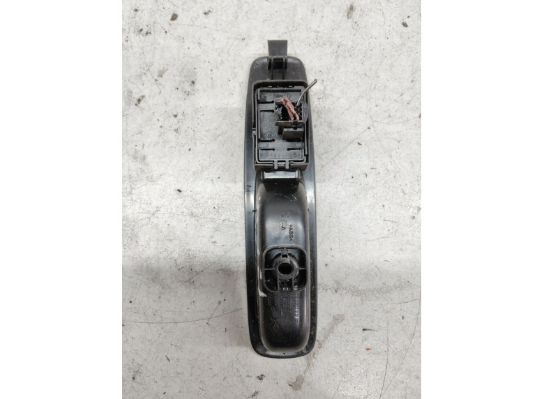 Кнопка стеклоподъемника заднего правого к Renault Megane, 2020г.
