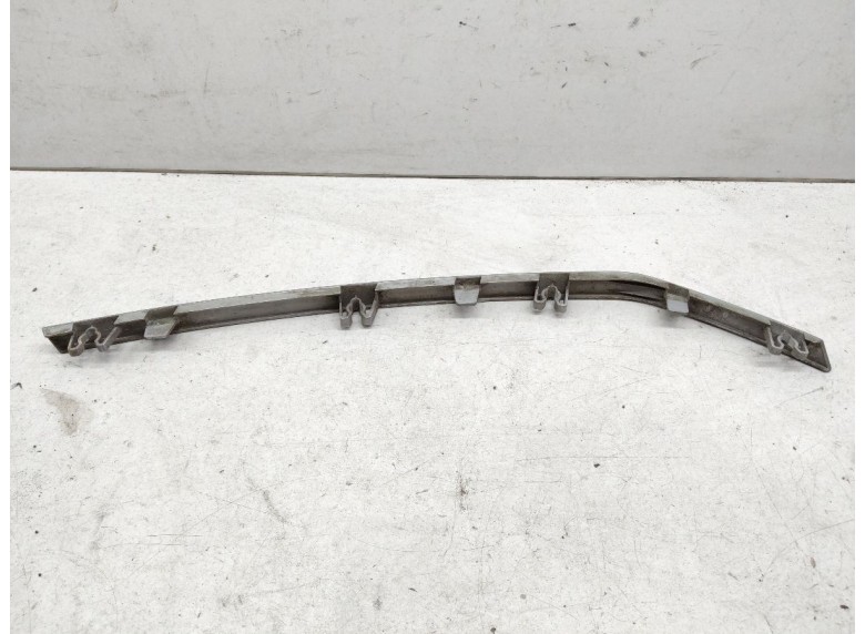 Накладка (ресничка) правой фары к Накладка (ресничка) правой фары к SsangYong Kyron undefined г. Kyron