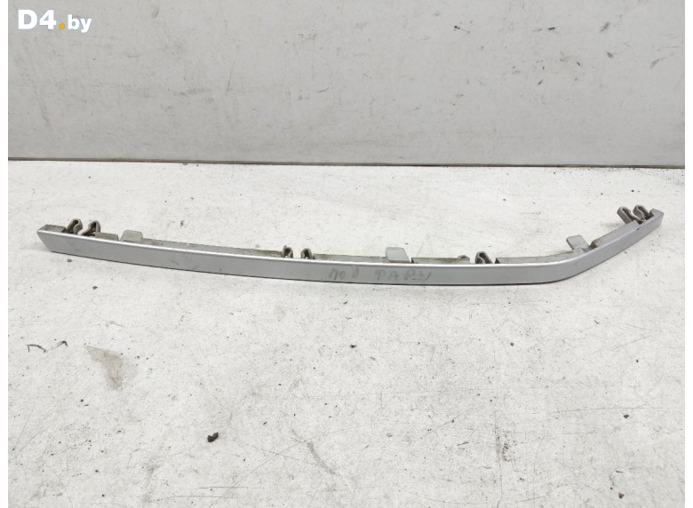 Накладка (ресничка) левой фары к SsangYong Kyron undefined г.