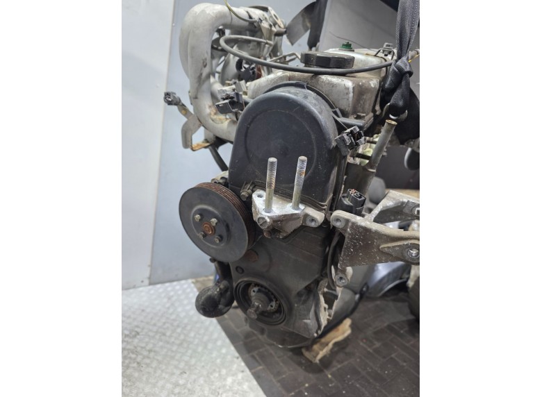 Двигатель к Двигатель к Mitsubishi SpaceStar undefined г. Space Star