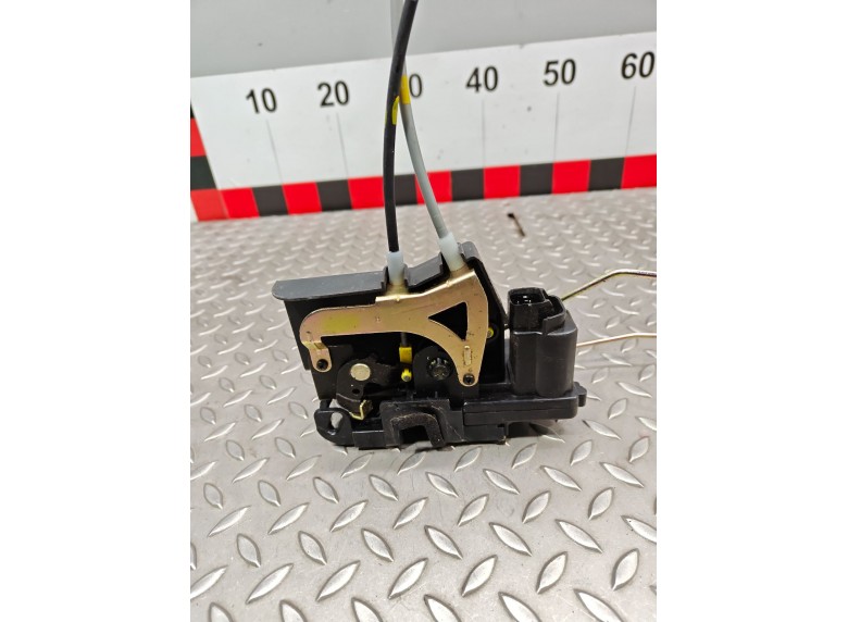 Замок двери передней правой к Замок двери передней правой к SsangYong Kyron undefined г. Kyron