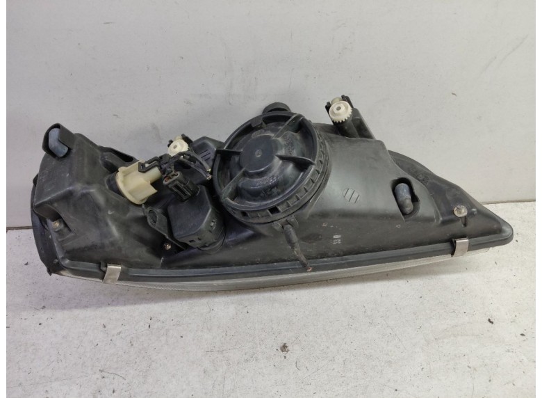 Фара левая к Фара левая к Mitsubishi SpaceStar undefined г. Space Star