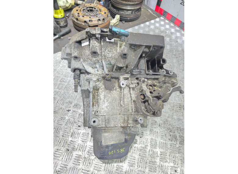 КПП механическая (МКПП) к Renault Laguna, 2004г.