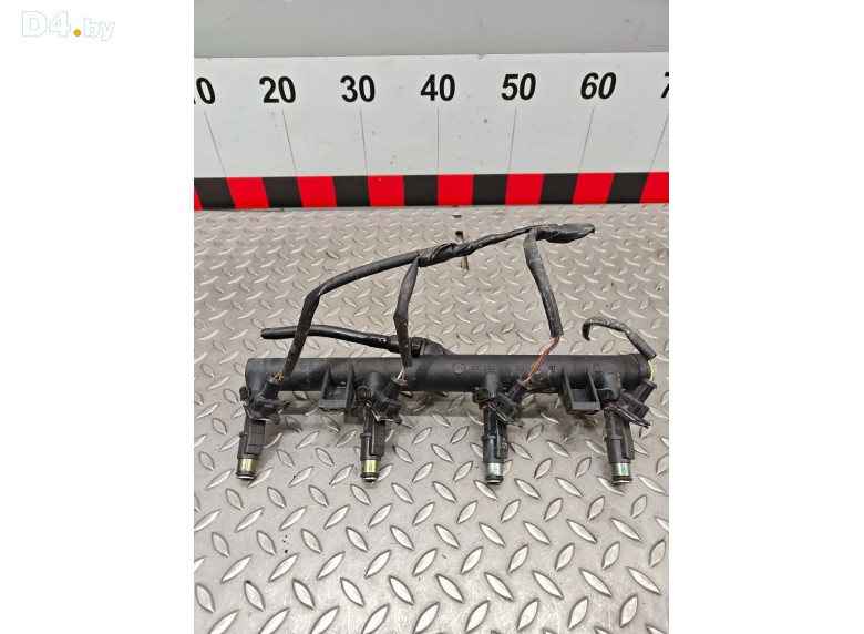 Топливная рампа к Peugeot 407 undefined г.