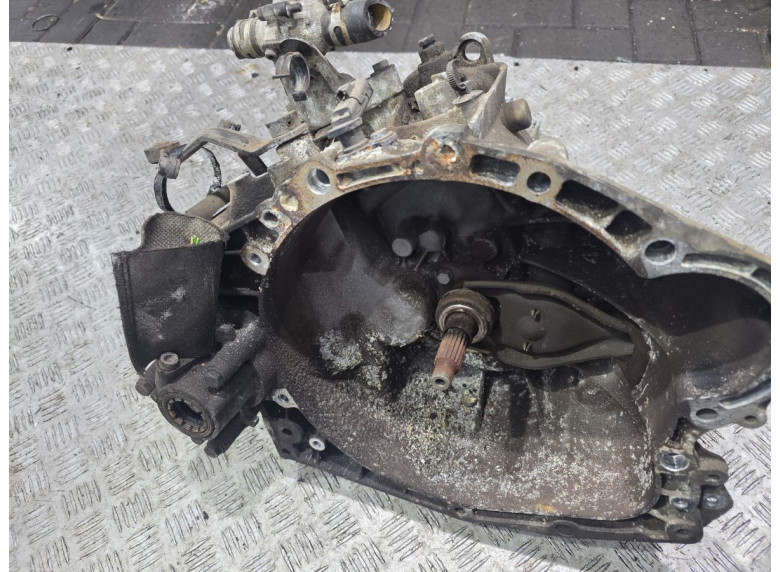 КПП механическая (МКПП) к Peugeot 206, 2002г.
