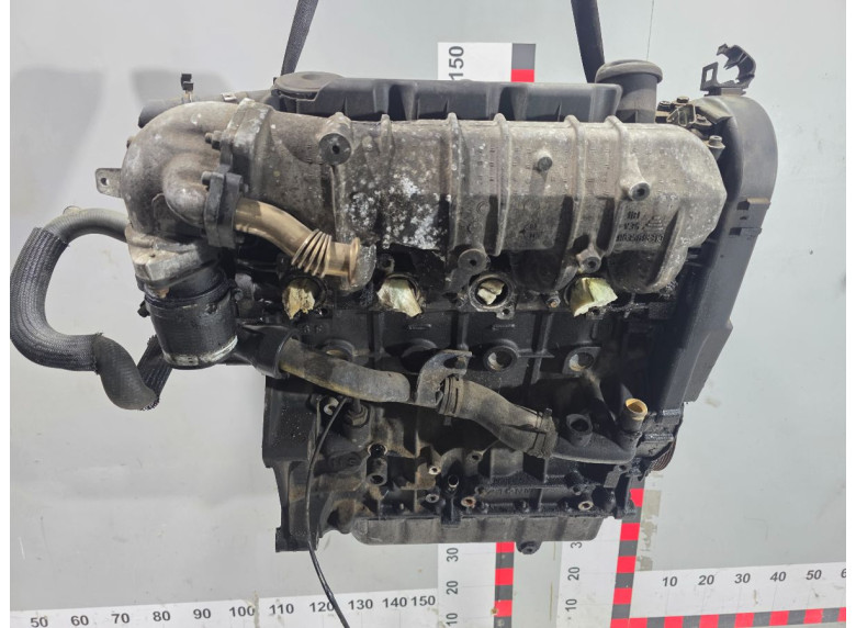 Двигатель к Peugeot 206, 2002г.