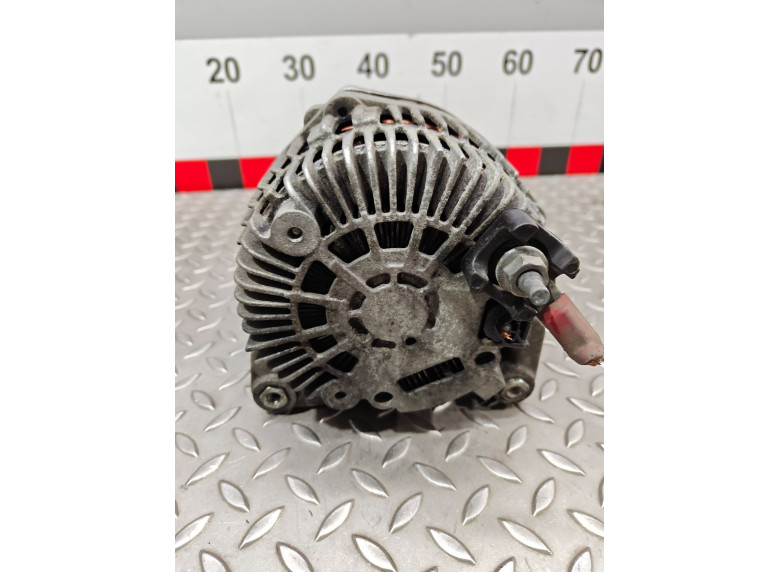 Генератор к Renault Megane, 2010г.