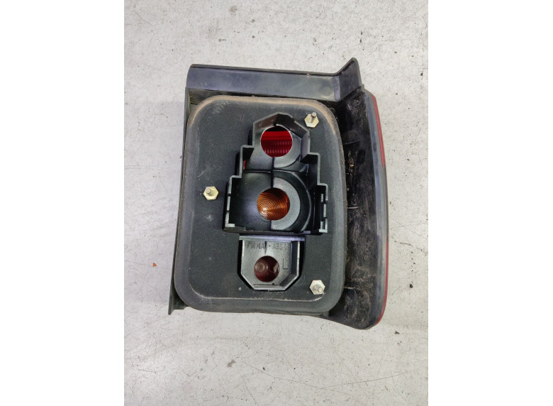 Фонарь задний левый к Volkswagen Passat, 1995г.