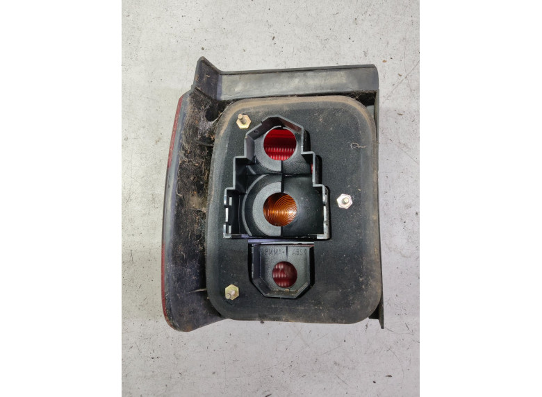 Фонарь задний правый к Volkswagen Passat, 1995г.