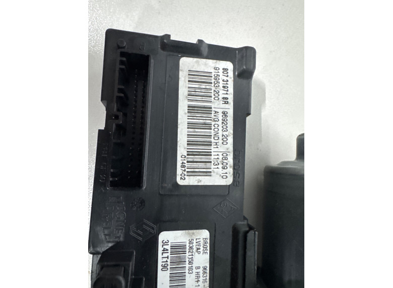 Моторчик стеклоподъемника передний левый к Renault Grand Scenic, 2009г.