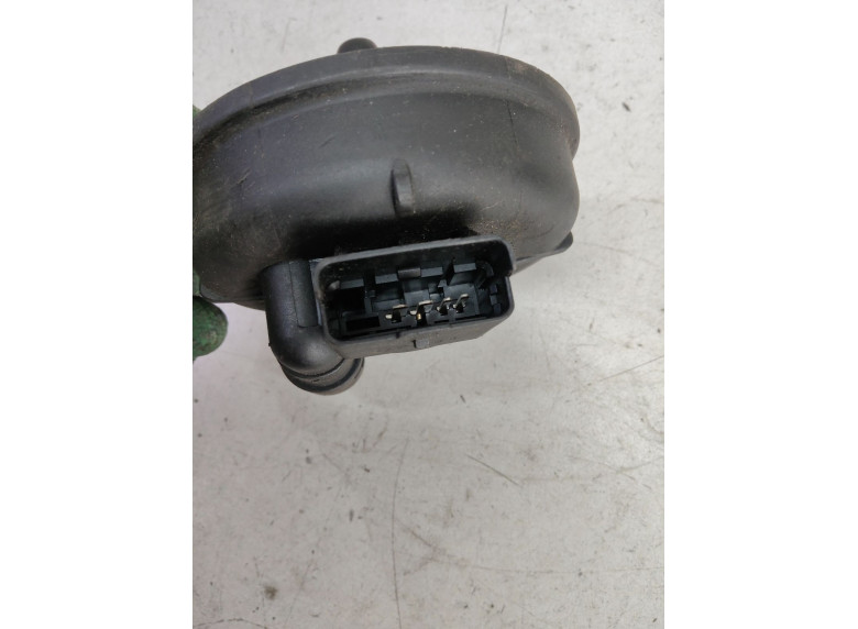 Корпус топливного фильтра к Opel Astra, 2007г.