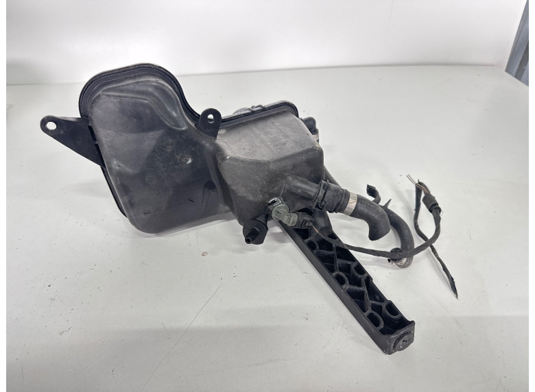 Бачок расширительный к BMW 5 E60/E61, 2007г.