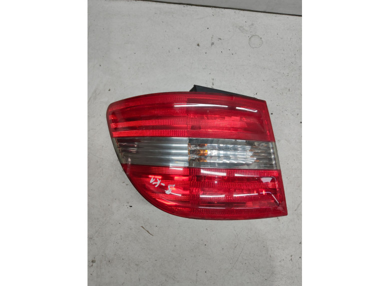 Фонарь задний левый к Mercedes B W245, 2005г.