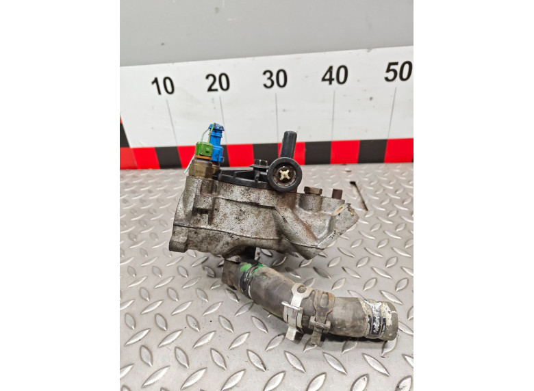 Корпус термостата к Peugeot Boxer, 2001г.