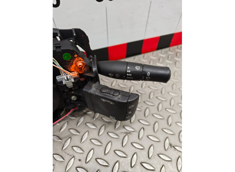 Переключатель подрулевой (стрекоза) к Renault Megane, 2006г.