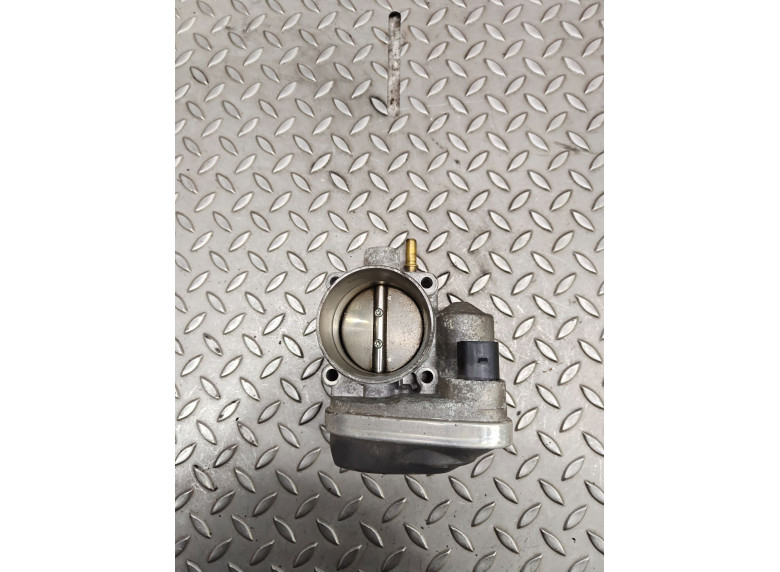 Заслонка дроссельная к Renault Megane, 2005г.