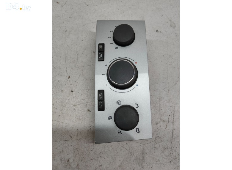 Блок управления печки/климат-контроля к Opel Zafira 2011 г.