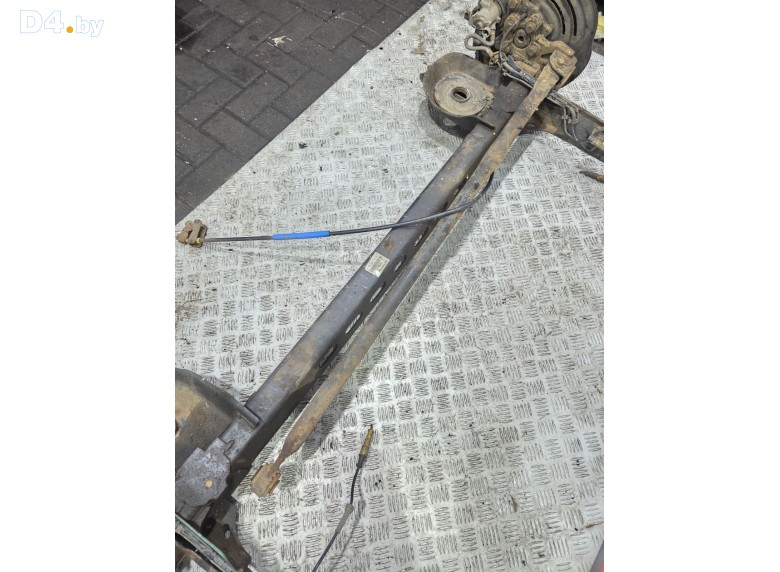 Стабилизатор подвески (поперечной устойчивости) задний к Opel Vivaro 2004 г.