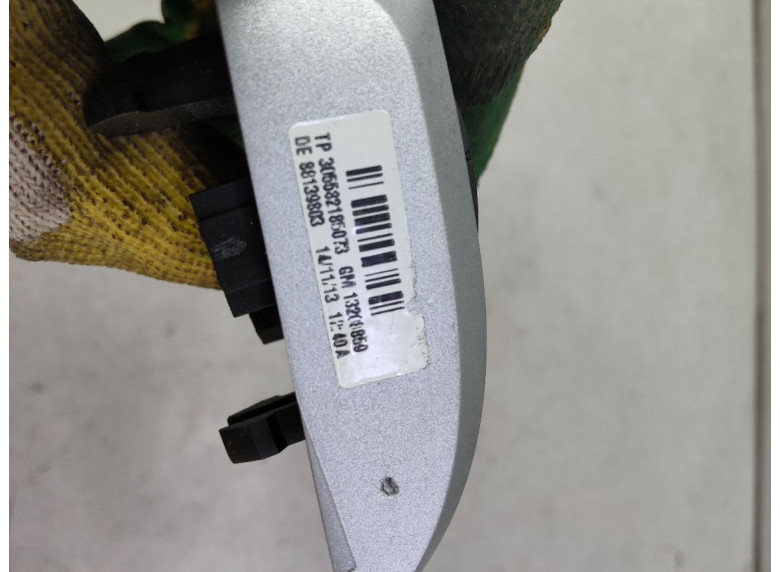 Кнопки руля к Opel Zafira, 2011г.