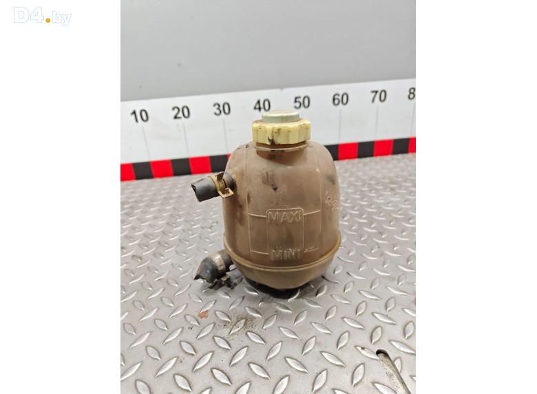 Бачок расширительный к Renault Scenic 1998 г.